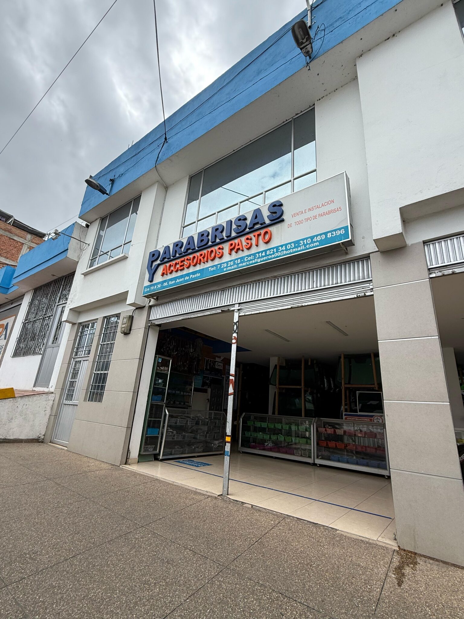 parabrisas ya ccesorios a´spto por fura